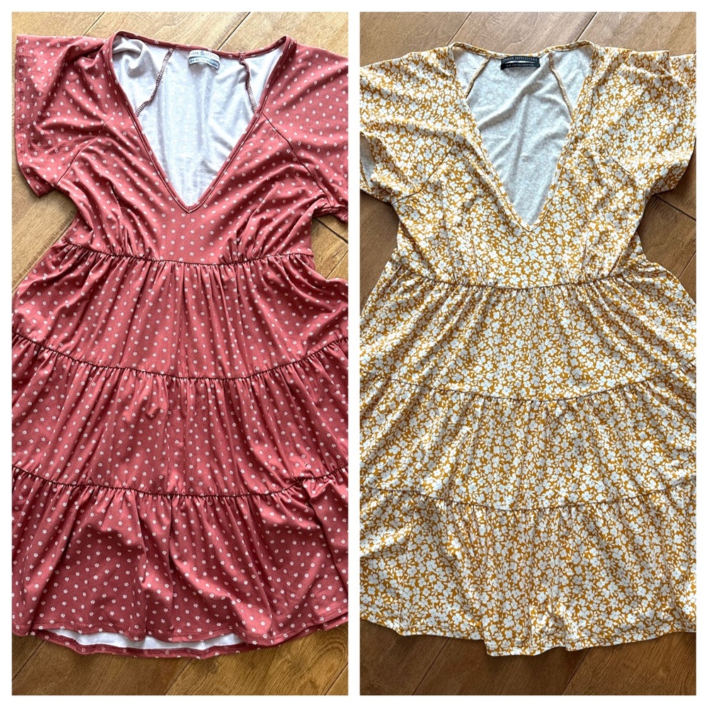 URBAN OUTFITTERS V-Neck Tiered Minis- PERFECT FOR FALL OUTFITS!
